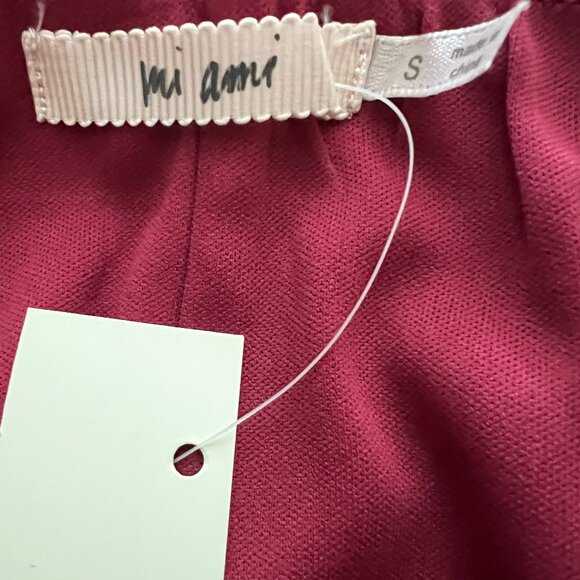 NWT | Francesca’s Miami Mini Ruffle Off Shoulder Metallic Thread Dress |  Size S - Picture 3 of 6